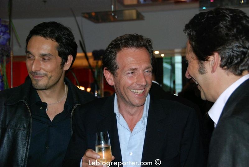 Vincent_Elbaz-_Stephane_Freiss_et_Laurent_Gerra_a_l-inauguration_du_Renaissanc_-Large-[1]