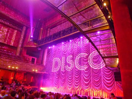 DISCO-spectaclemusical_LeBlogreporter