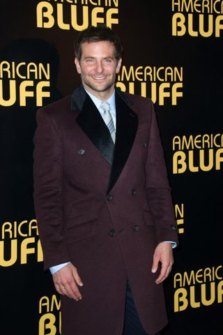 Bradley-Cooper-a-l-avant-premiere-de-American-Bluff-a-Paris-LeBlogreporter